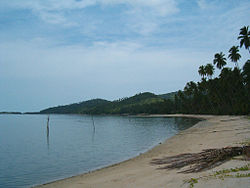 Strand an der Ostseite von Ko Taen