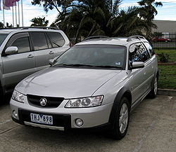Holden Adventra VY CX8 (2003–2004)