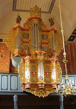 Marienhafe Orgel 1.JPG