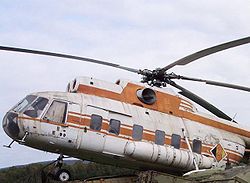 Zivilvariante Mil Mi-8S mit eckigen Fenstern