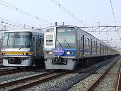 Züge der Tokyo Metro 07er-Serie und Seibu 6000er-Serie