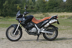 Motorcycle BMW f650 st 01.jpg