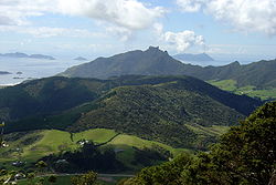 Bream Head und die umliegenden Inseln vom benachbarten Mount Manaia aus gesehen