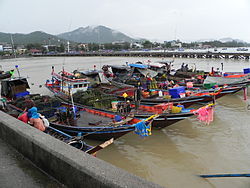 Hafen von Na Thon