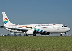 Eine Boeing 737-800 der Polynesian Airlines