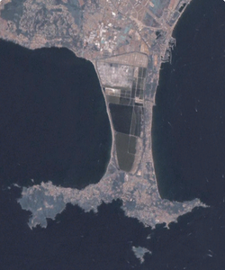 Satellitenbild der Halbinsel von Giens