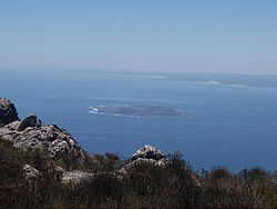 Blick vom Tafelberg auf Robben Island