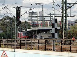 S-bahn-station-galluswarte-ffm-004.jpg