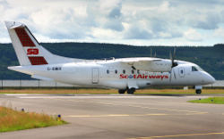 Eine Dornier 328-100 der Suckling Airways, noch mit Scot Airways-Schriftzug