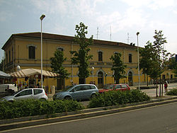 Stazione di Milano Greco Pirelli.JPG