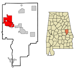 Tallapoosa County Alabama Incorporated and Unincorporated areas Alexander City Highlighted.svg