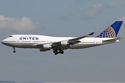 Eine Boeing 747-400 der UNITED