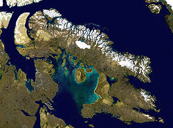 Satellitenbild der Baffininsel, Brodeur Peninsula bildet das „Horn“ im Nordwesten