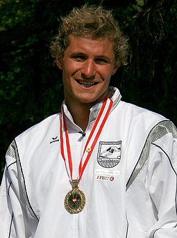 Hunor Mate 50m-breaststroke-winner Schwechat2008.jpg