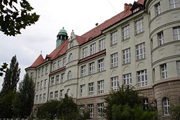 Peter-Vischer-Schule-Nuernberg 1.jpg