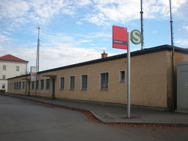 Straßenseite des Bahnhofsgebäudes