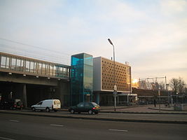 Das Bahnhofgebäude in 2006