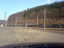 Militärzug im Bahnhof Türkismühle