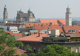 Blick auf die Augsburger Innenstadt: Perlachturm, Rathaus, Moritzkirche
