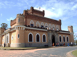 Das Schloss Francisco Pirias