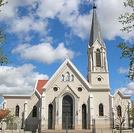 Iglesia Inmaculada Concepción de Monte Grande.jpg