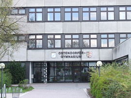 Ostendorfer Gymnasium Neumarkt.JPG