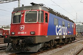 Re 6/6 in SBB Cargo-Farbgebung