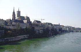Grossbasel mit Münster von der Wettsteinbrücke aus gesehen.