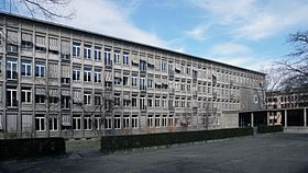 Innenhof Gymnasium Kirschgarten