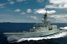 HMCS Algonquin (DDG 283)2.jpg