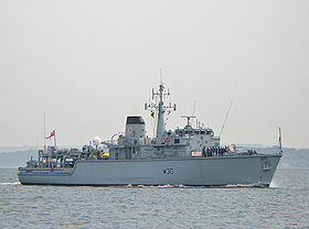HMS Ledbury (M30) in Portsmouth 2007