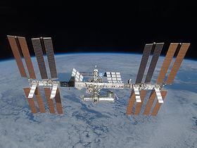 Die ISS im März 2009, aufgenommen aus dem Orbiter Discovery