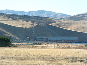 San-Luis-Talsperre und Gianelli-Kraftwerk
