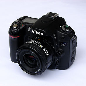 Nikon d80 with 35mm f2.0 front.jpg