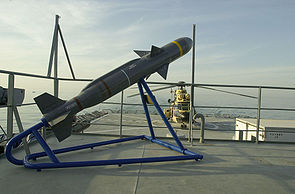 US Navy 020312-N-6077T-004.JPG Sea Skua Anti-Ship missile.jpg