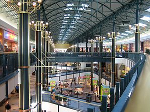 Interior mall of america.jpg
