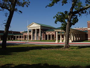 Intermediate School in Lake Jackson