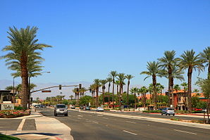 Die California State Route 111 in Rancho Mirage.
