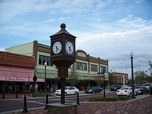 Historische Uhr in Downtown