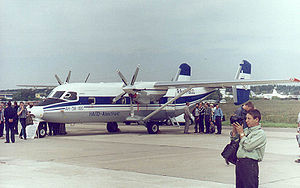 Eine An-38-100 auf der MAKS 1999