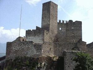 Die typische Ansicht von Burg Hocheppan