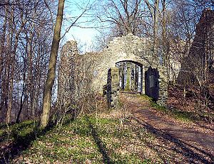 Burg Bramberg - Tor der Vorburg