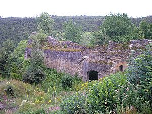 Der Burghof nach Südosten