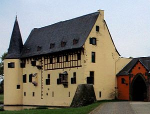 Das Herrenhaus der Burg Langendorf, von Norden gesehen