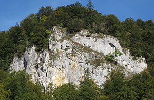 Felskopf mit der Burgstelle der Nordbastion