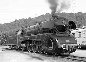 DB Class 10 (black and white).jpg