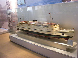 DB Museum Nürnberg - Ehem. Eisenbahnhochseefährschiff "Theodor Heuss" (Modell).jpg