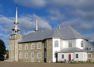 Deschambault church 1.jpg