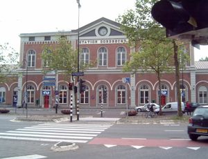 Dordrecht Station.jpg