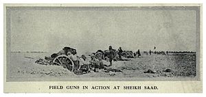 Britische Artillerie während der Schlacht von Scheich Saad